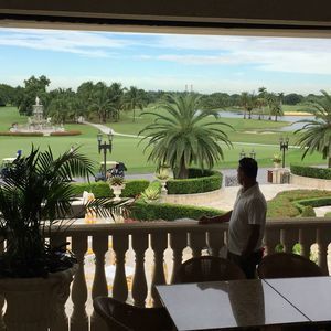 Meet your Posher, Raed